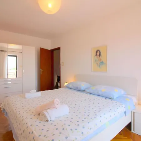 Pinia In Strandnaehe Mit Garten By Interhome Casa vacanze *